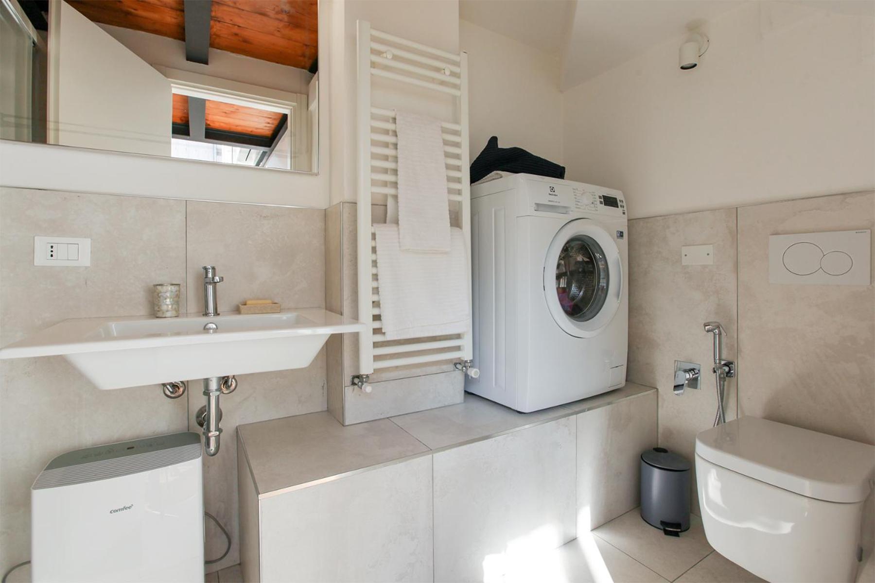 Apartment Beautiful Loft Near Navigli Mailand